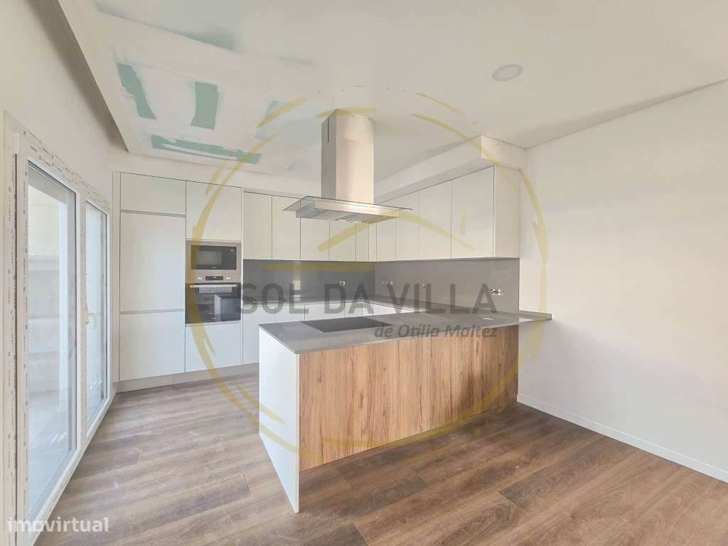 Moradia com piscina T3+1 - Fernão Ferro, Seixal - 550.000€-14