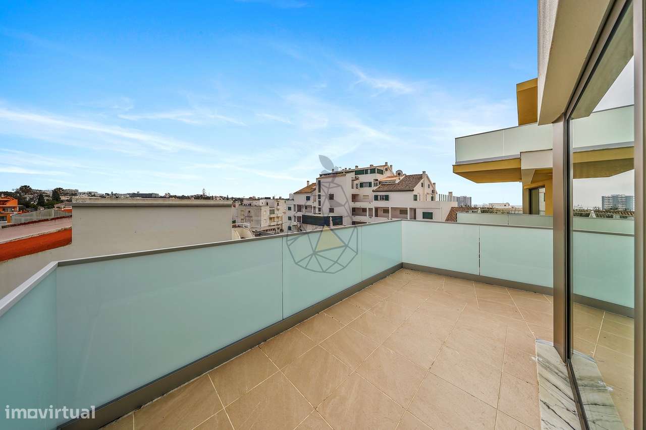 Apartamento T2 Duplex com 2 lugares de estacionamento em Alvor-27