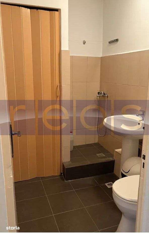 DE VANZARE APARTAMENT 2 CAMERE ZONA PANDURI  DECOMANDAT - Imagine principală: 5/6