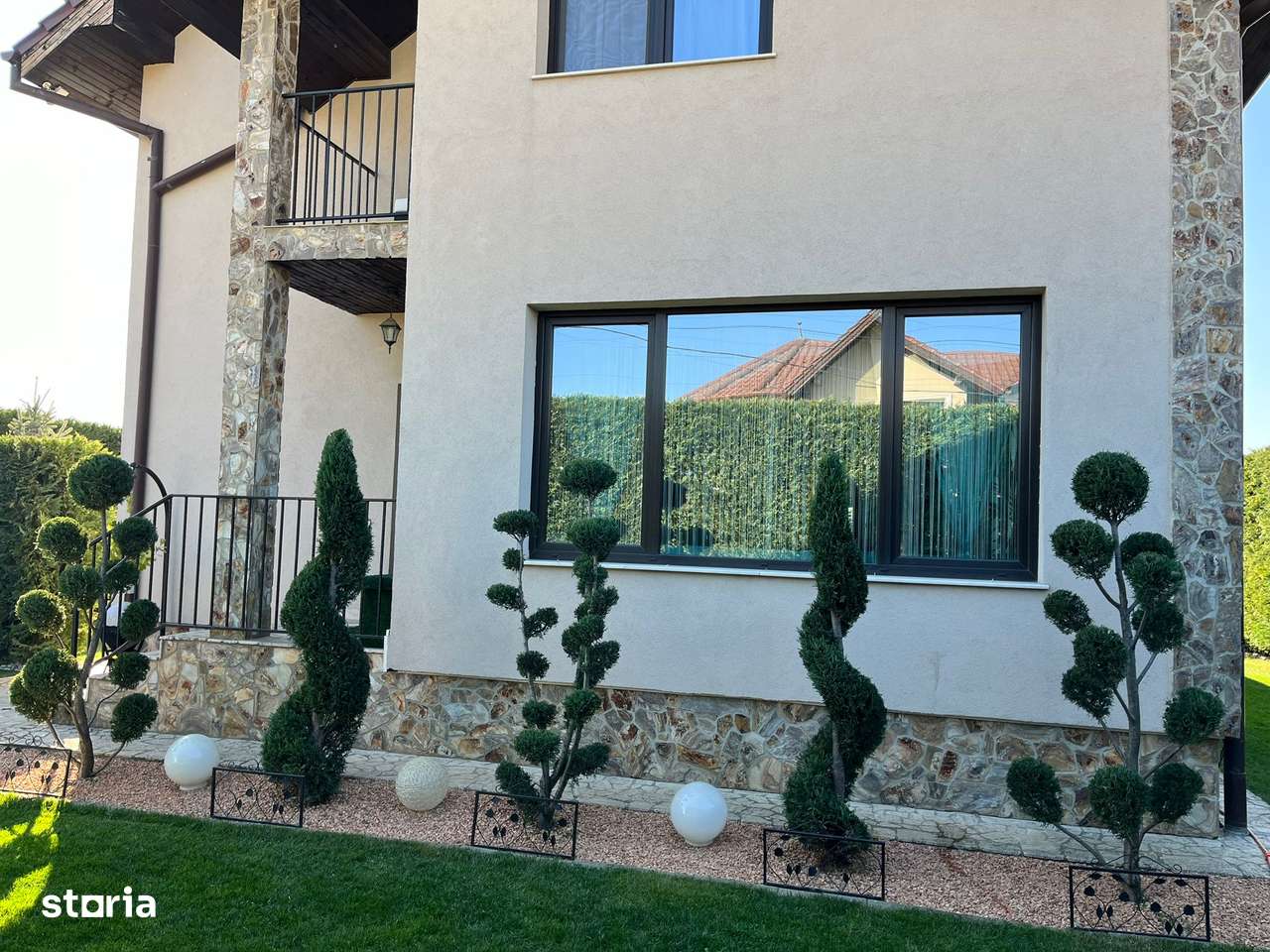 Casă fam.Oncea, 795mp teren, 2 terase,beci, piscina,panouri solare-15