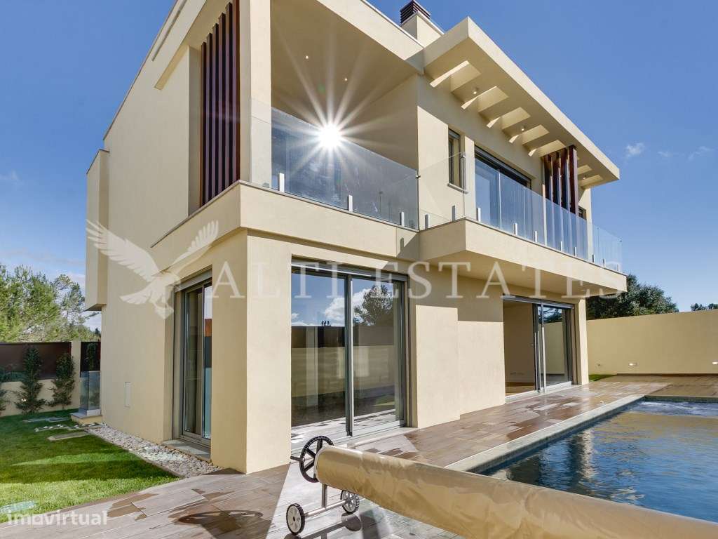 Moradia Contemporânea T4 com Acabamentos Premium e Vista 360º em Mu...-16