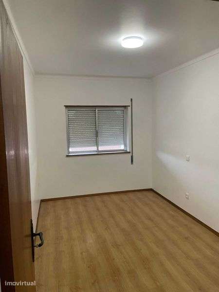 Arrenda-se T2 com vista castelo Leiria - Grande imagem: 5/6