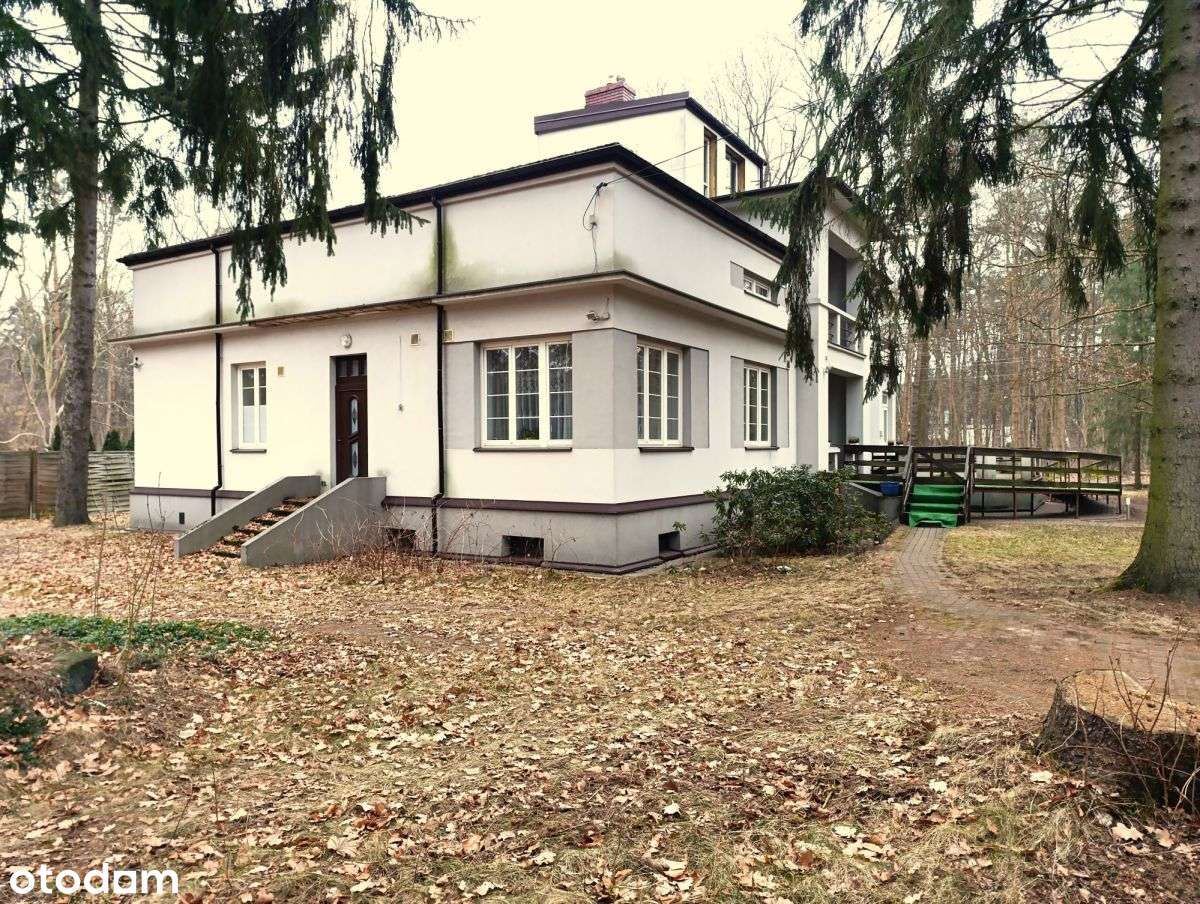 Unikatowa willa z dużą działką w Podkowie Leśnej-6