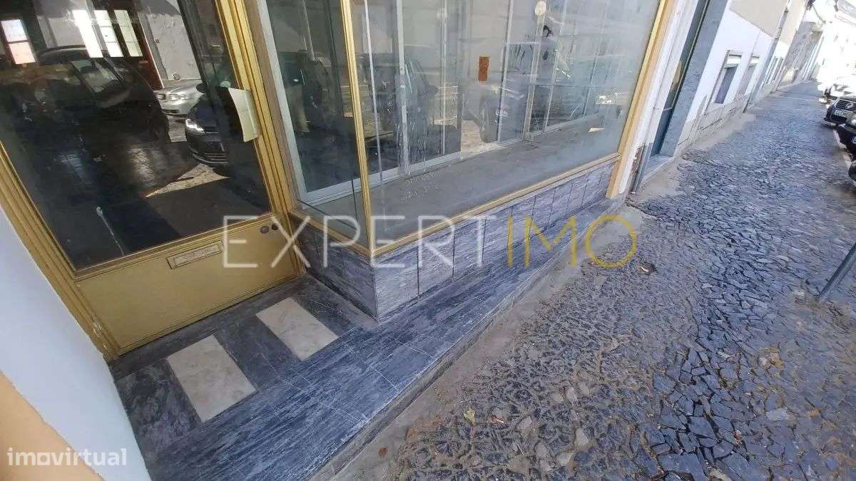 2 Espaços comerciais com possibilidade de habitação - Grande imagem: 3/59