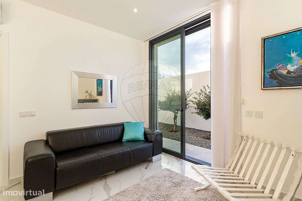 Moradia T4 para venda-17