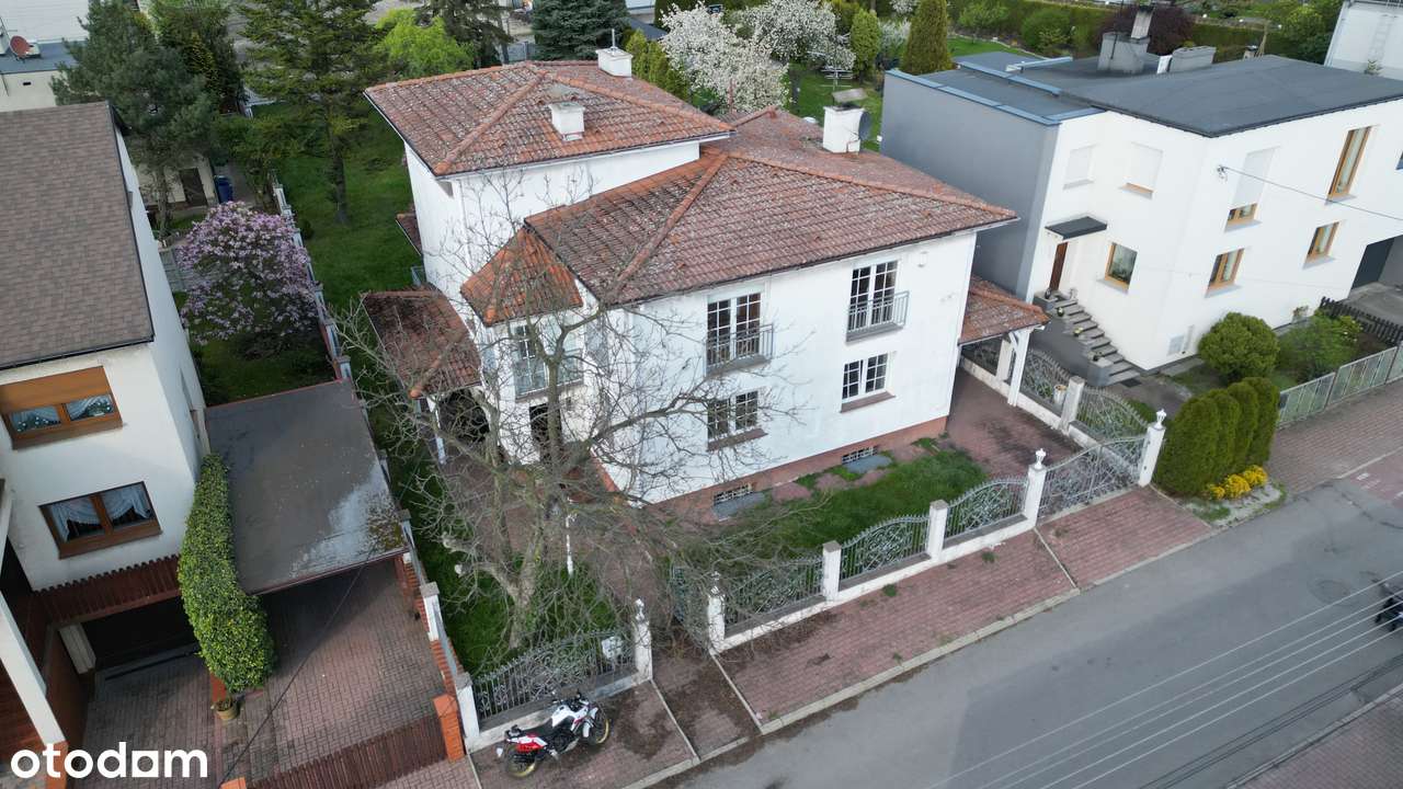 Dom wolnostojący 220 m² | centrum Mikołowa | działka 927 m² | garaż