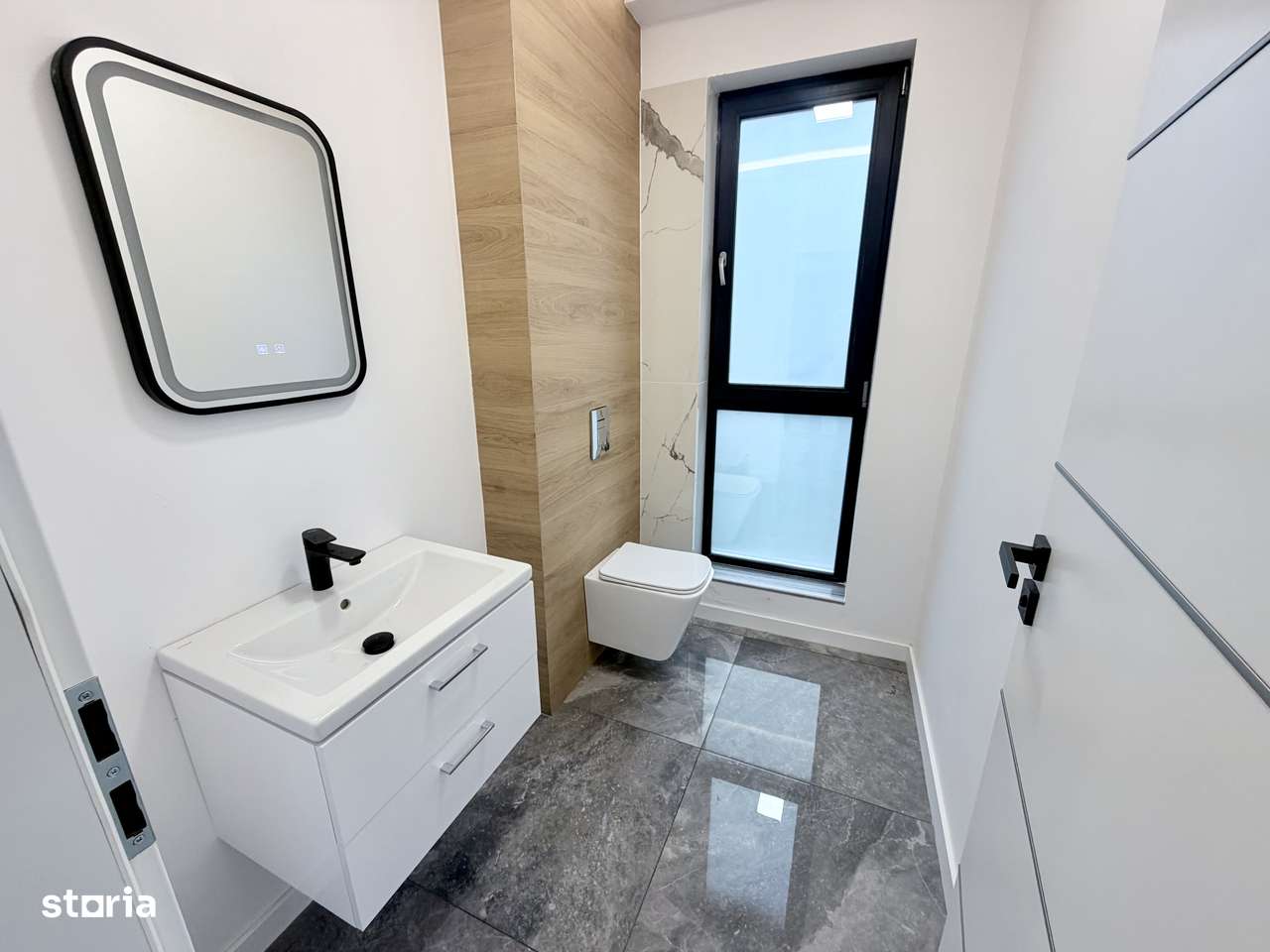 Casa Moderna P+1+M. 5 cam.Util 171 mp.Teren 242 mp - Imagine principală: 4/20