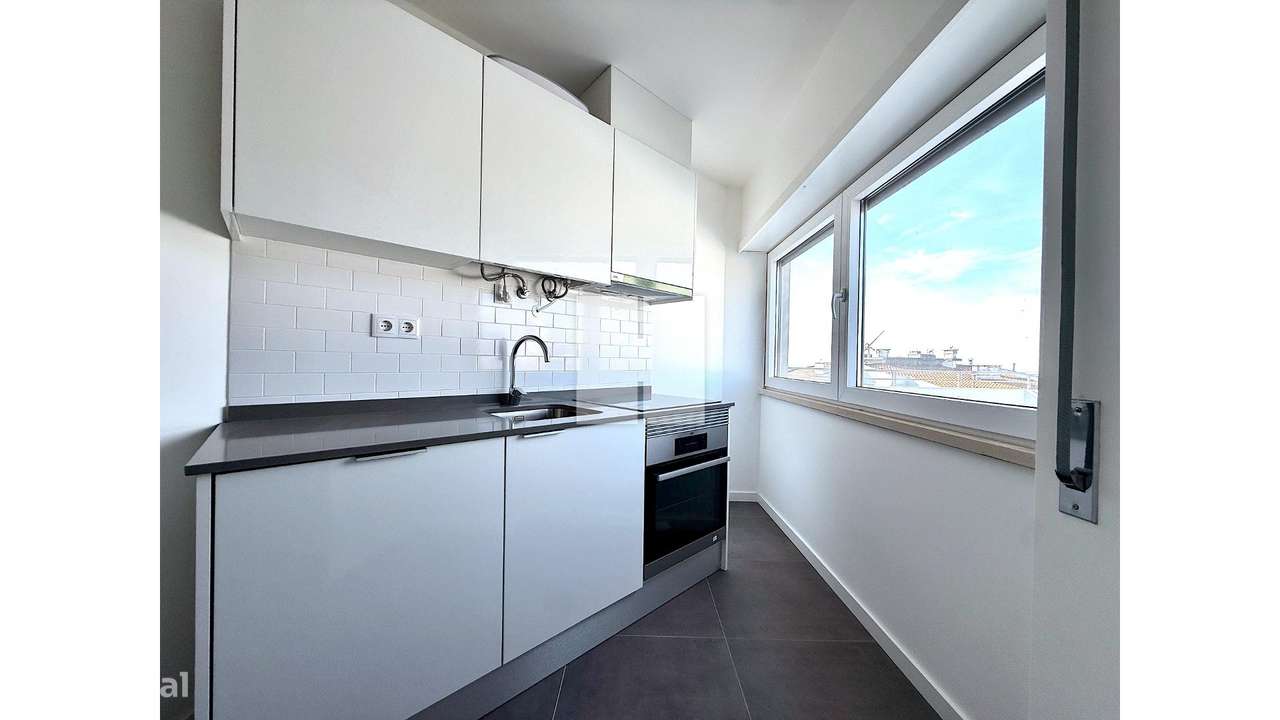 T0 NOVO c/ Terraço no Bairro Novo-13