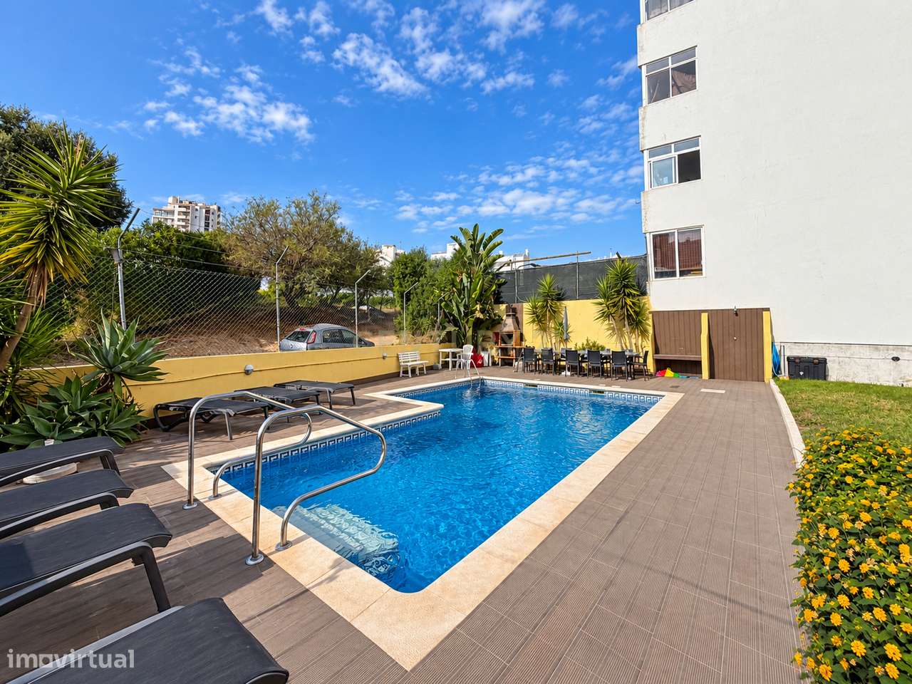 Apartamento T2 com Piscina, Elevador e Varanda Virada a Sul | Albufeir-31