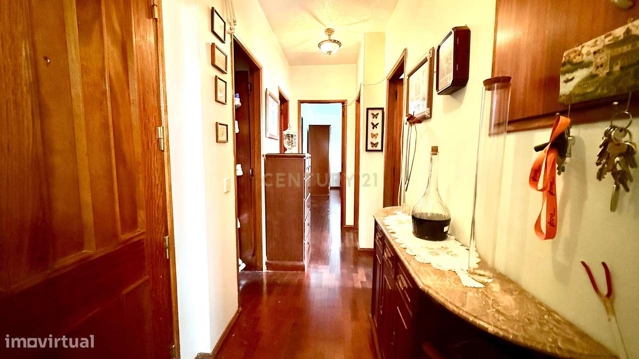 Apartamento T2 na Marinha Grande com Vista para a Cidade - Grande imagem: 3/12