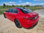 Alfa Romeo Giulia 2.0 Turbo 16V AT8-Q4 Ti - 18