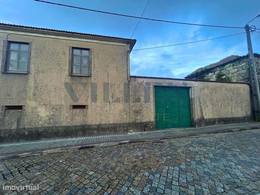 Moradia para Restaurar com 2.590 m² de Terreno, Privacidade e Excel...-23
