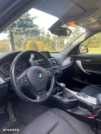 BMW Seria 1 116d EfficientDynamics - 11