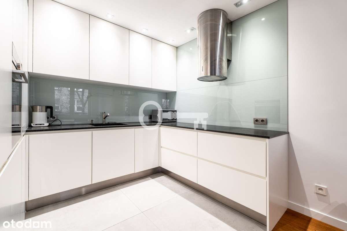 Dolny Mokotów | Garderoba | Garaż - Pełny obrazek: 5/11