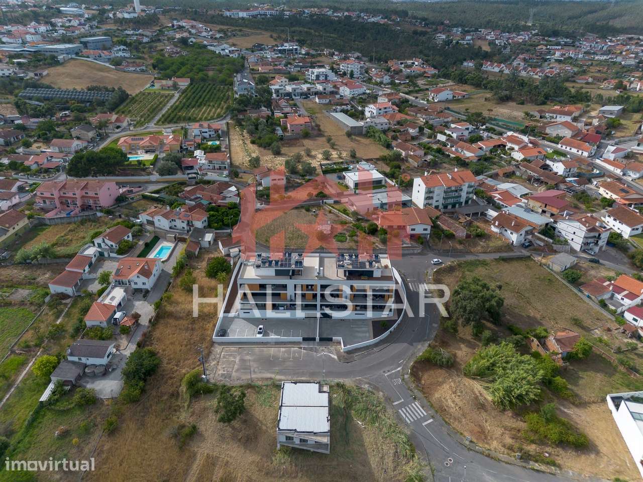 Apartamento T1 / Cozinha Equipada / Barosa-31