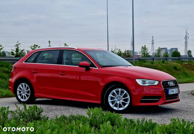 Audi A3 1.6 TDI Sportback ultra Attraction - 10