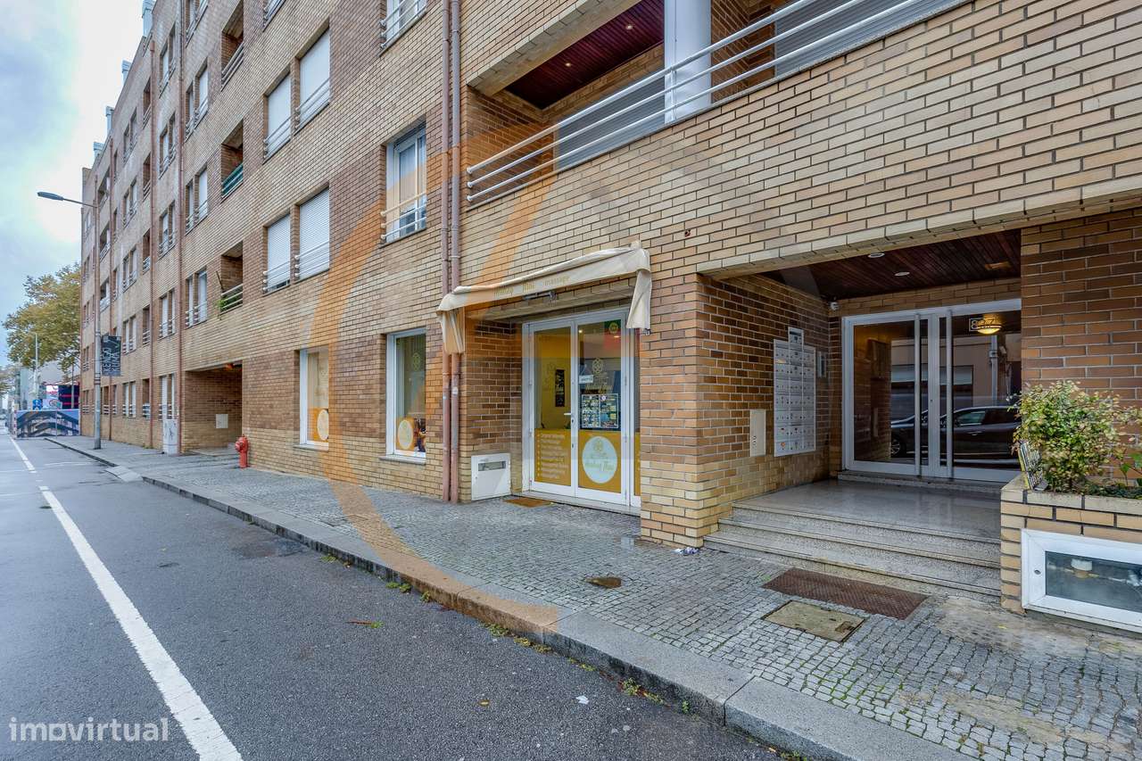 Apartamento T2 | Edifício Rotunda | Matosinhos - Grande imagem: 4/42