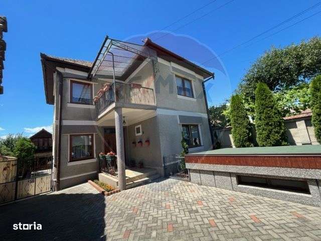 Casă  str. Progresului , Sebes, destinatie : uni/multifamiliala - Imagine principală: 1/14