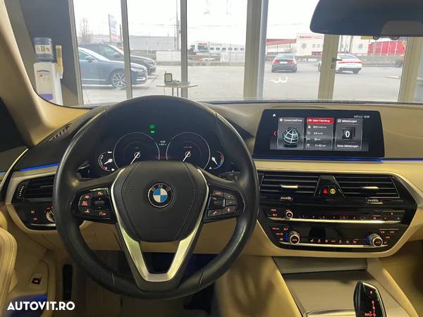 BMW Seria 5 520d Touring Aut. - 12