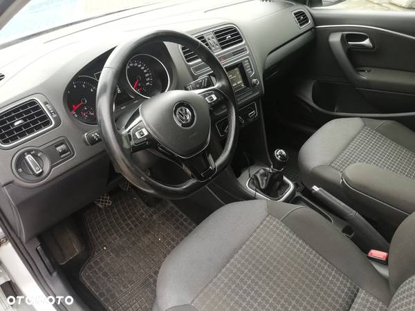 Volkswagen Polo 1.2 TSI BMT Comfortline - 13
