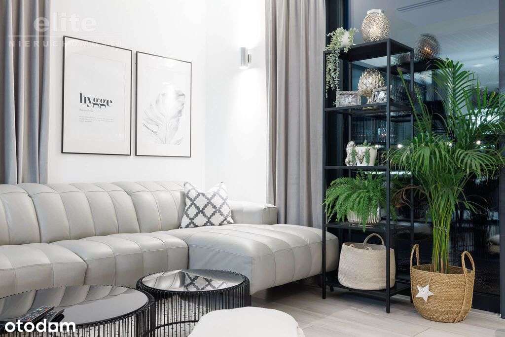 Śliczny wolnostojący dom na sprzedaż 5 pokojowy-9