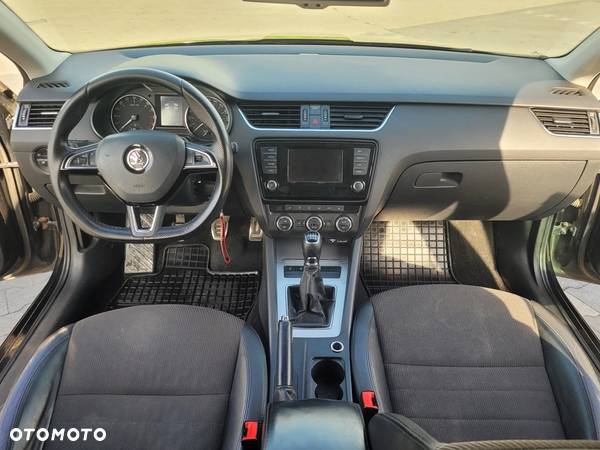 Skoda Octavia 2.0 TDI Elegance - 3