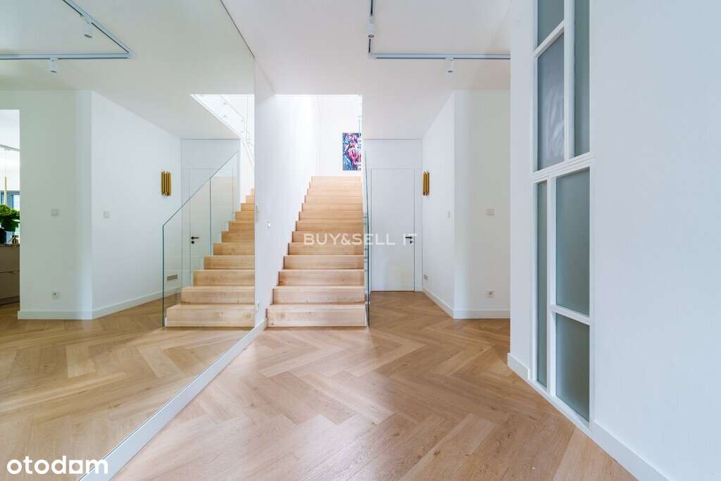 Nowoczesny dom po kapitalnym remoncie-7