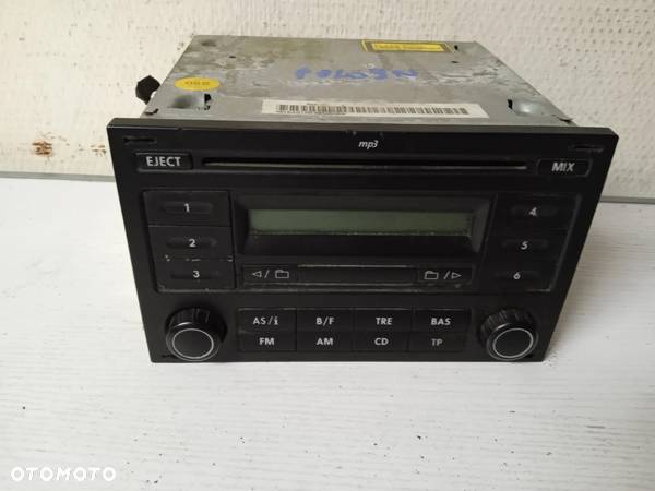 RADIO CD MP3 RCD200 VOLKSWAGEN POLO 6Q0035152A - 1