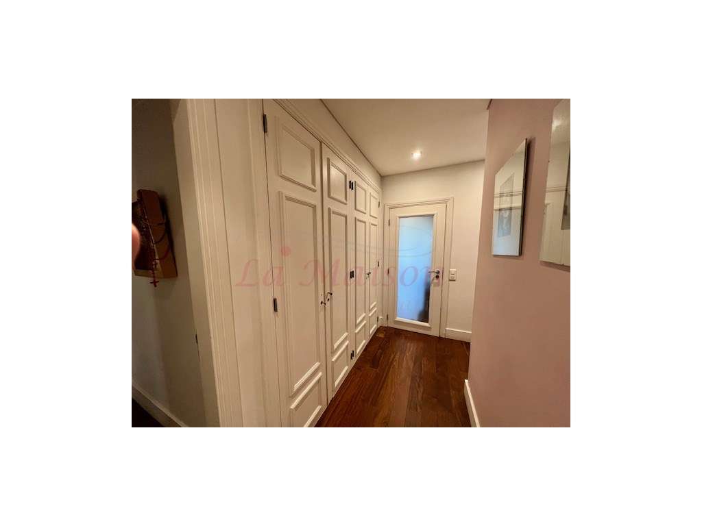 Apartamento T4 no Infantado-24