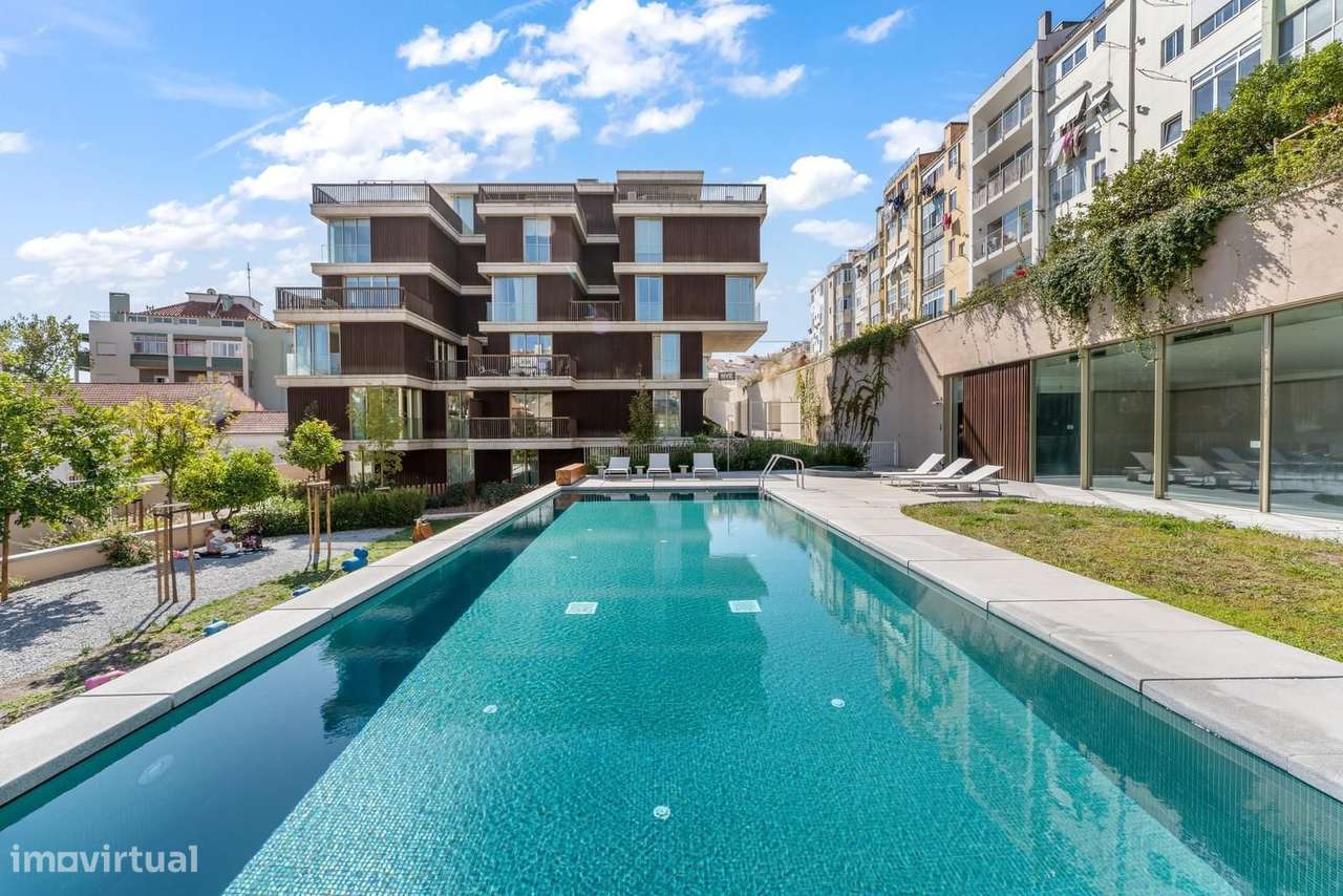 Apartamento T2 com piscina, Graça, Lisboa-0