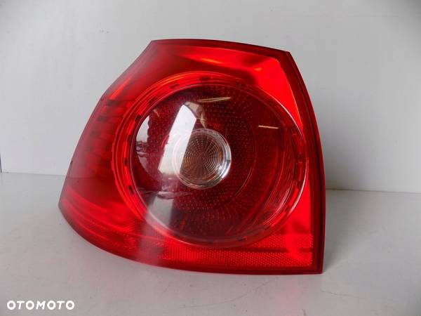 Lampa Volkswagen Golf 5 -T ylna Lewa - 11883 - 1