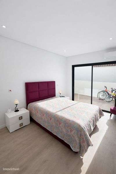 Apartamento T3 Moderno,Pronto a Habitar – Excelente Localização Tavira - Grande imagem: 5/12