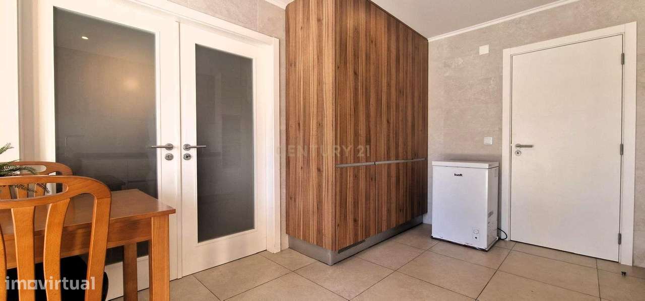 Moradia independente T4  Quinta do Conde - Grande imagem: 5/36