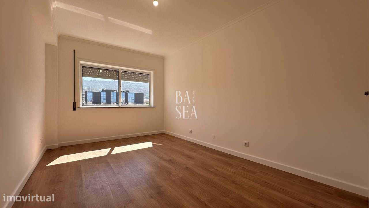 Apartamento T3 totalmente remodelado em Lamaçães Braga-10