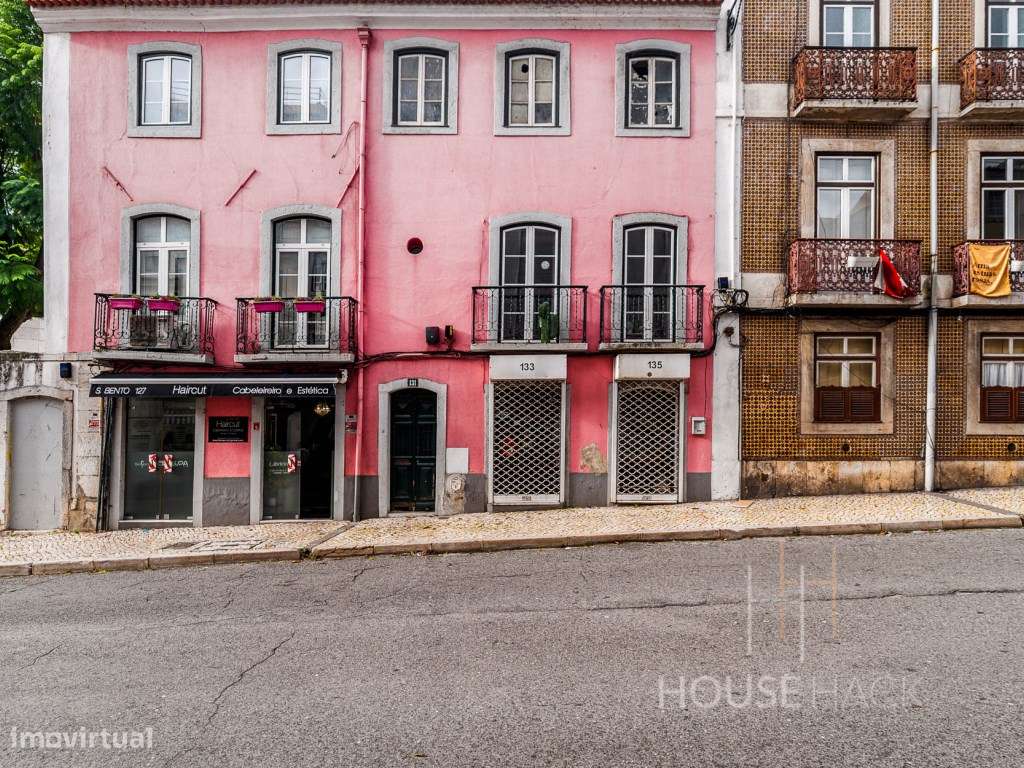 Apartamento T3 com logradouro na Rua de São Bento-31
