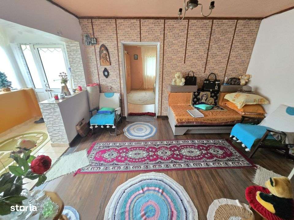 Casa cu Teren intravilan 1500 mp, Centrala termica, Poiana Lacului --5