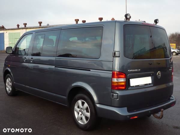 Volkswagen Caravelle - 3