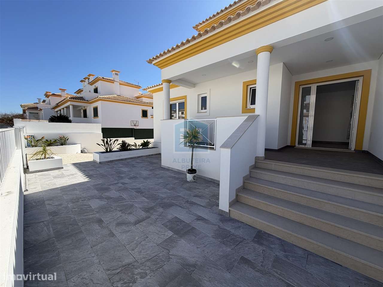 Moradia Geminada T3 Venda em Albufeira e Olhos de Água,Albufeira - Grande imagem: 3/46