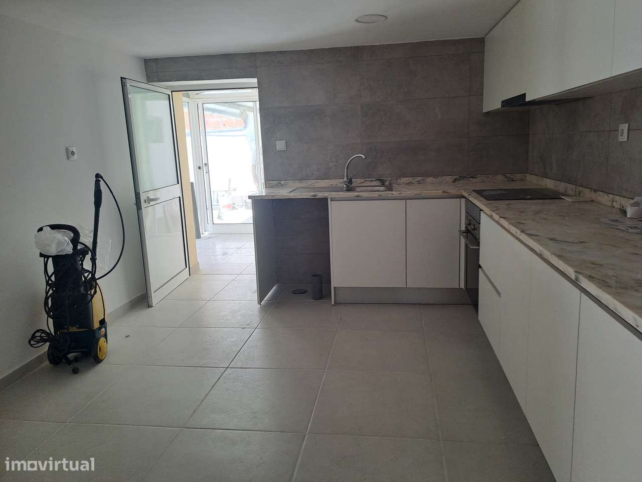 Moradia Bi-Familiar em Vila Verde-33