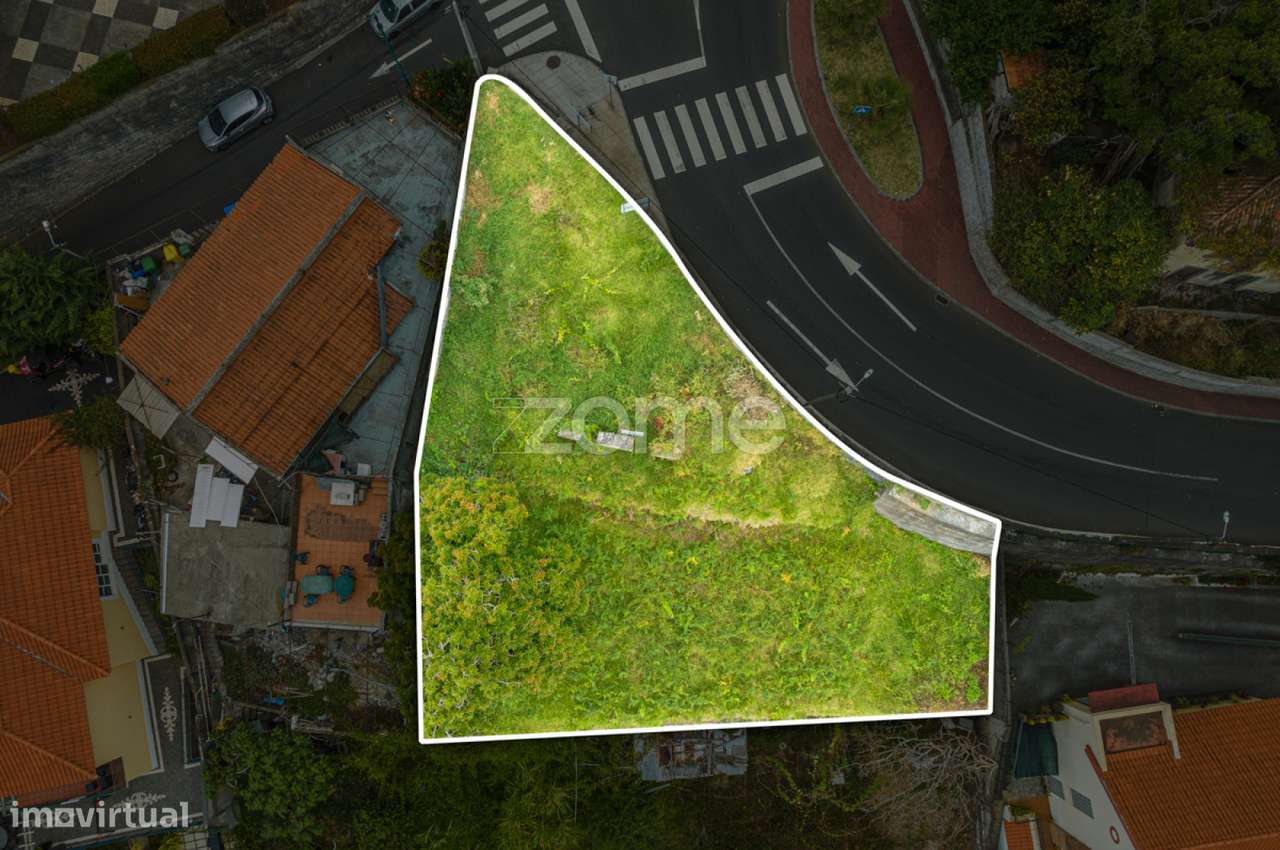 Terreno Urbano localizado em São Roque- Funchal - Grande imagem: 3/19