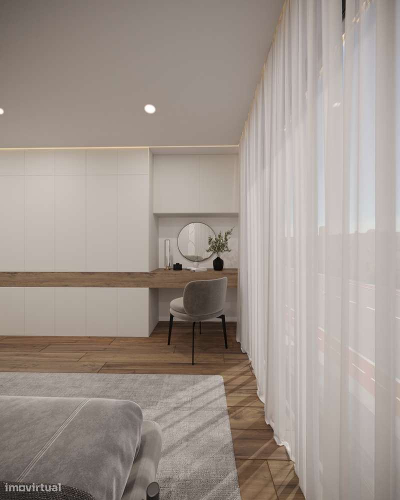 Moradia independente T5 – À praia da Madalena-11