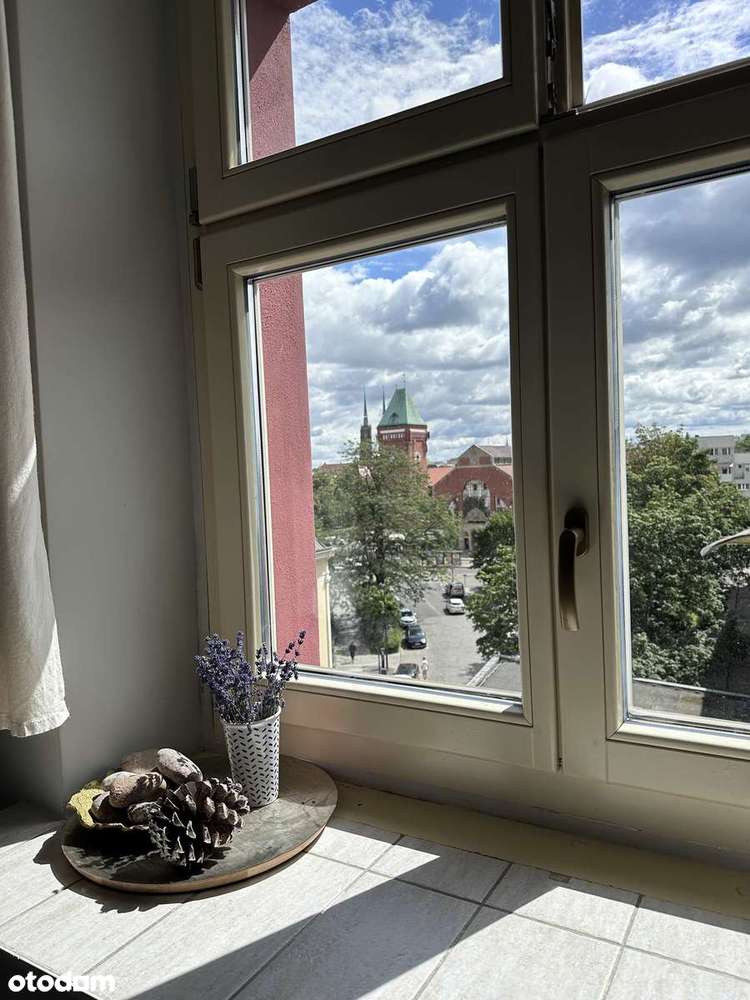 Unikatowa lokalizacja! 3-pokojowe mieszkanie w kamienicy przy Rynku-1