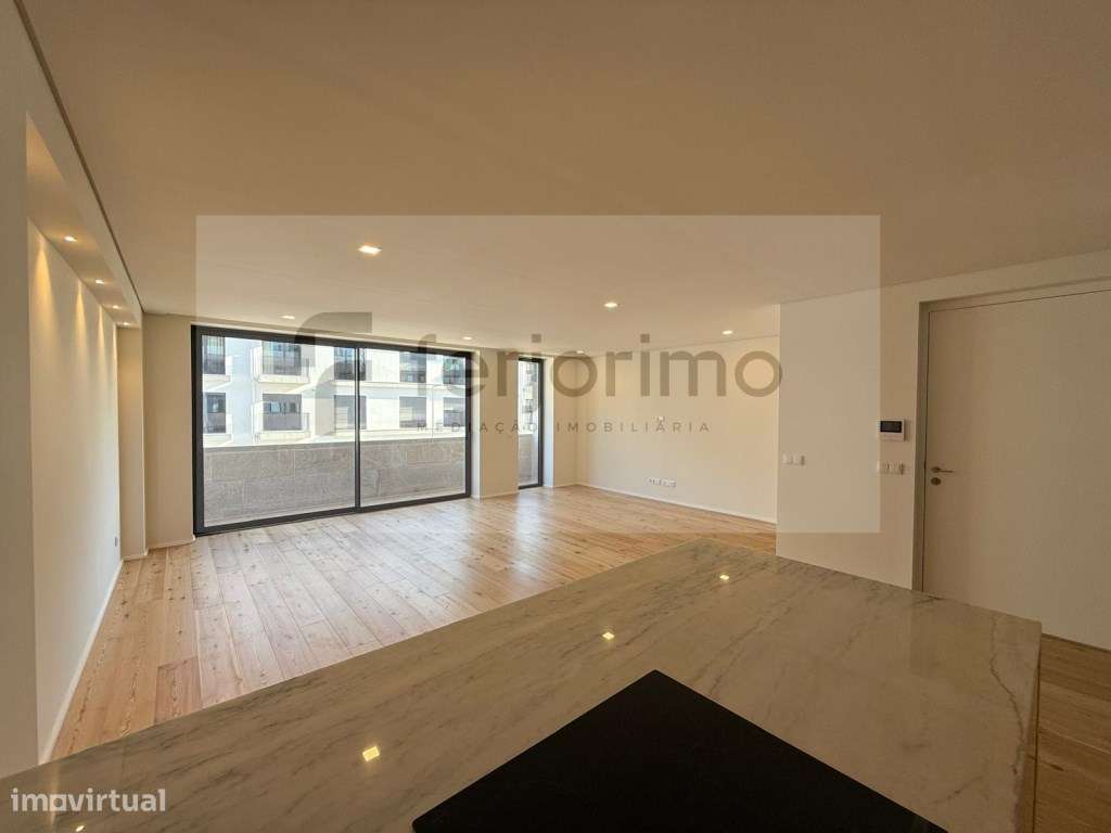 Fantástico apartamento T2 em Creixomil - Grande imagem: 4/18