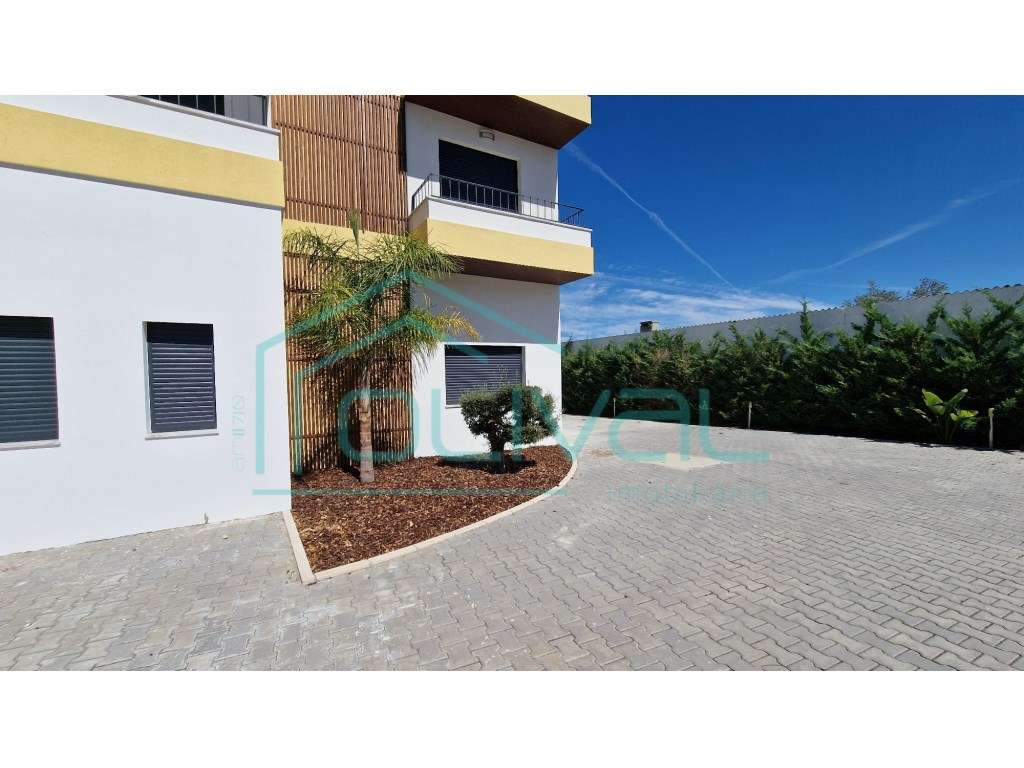 Apartamento T3 Novo Samora Correia-26