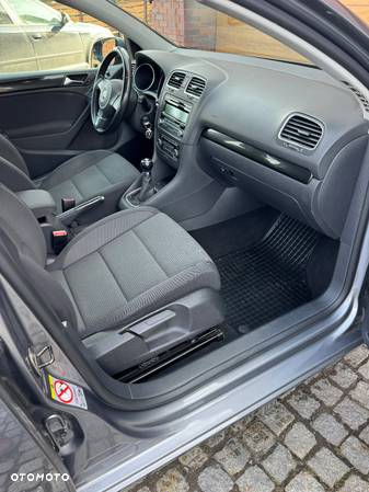 Volkswagen Golf VI 1.6 TDI Comfortline - 19