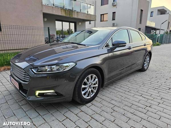 Ford Mondeo 2.0 TDCi Powershift Business - 2