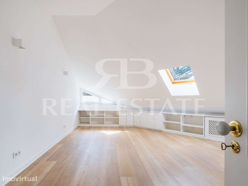 Moradia T4 tipo Chalet, com jardim, piscina e anexo T1 - Monte Esto...-42