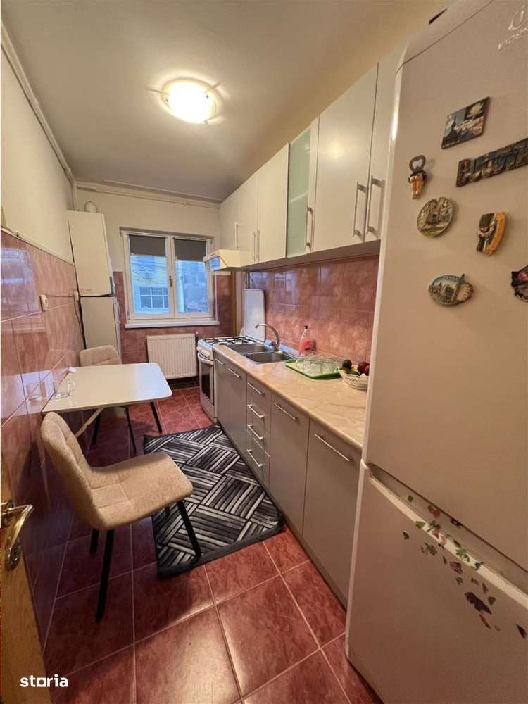 Apartament de 2 camere cu balcon si pivnita zona Vasile Aron din Sibiu-8