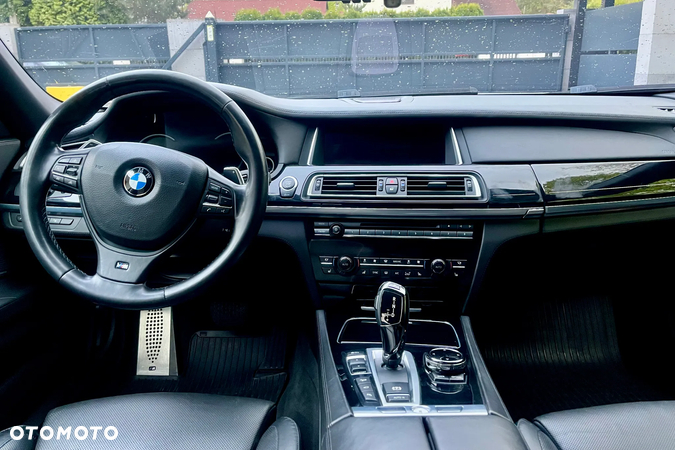 BMW Seria 7 750Li xDrive Edition Exclusive - 17