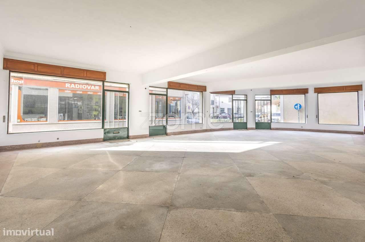 Arrendamento Espaço Comercial em Ovar - Grande imagem: 2/15
